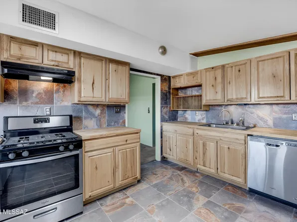 211 S Avenue B, San Manuel, AZ 85631