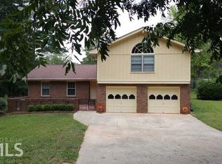 1698 Brockett Rd, Tucker, GA 30084