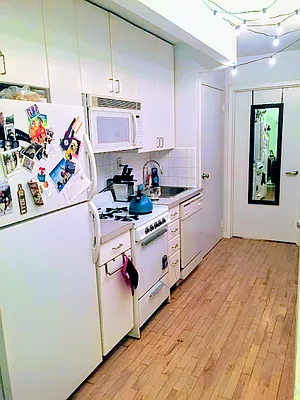 Rented by The Downtown LLC | media 30