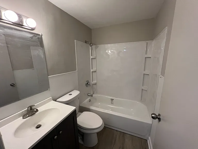 9412 Mount Auburn Ave #1-12 — Photo 13
