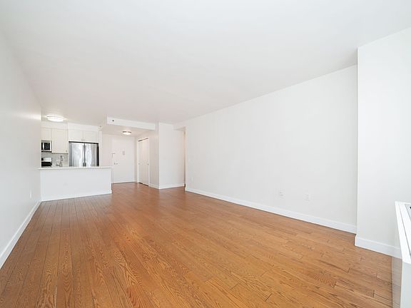 3rd image of 7525 153rd St APT 448