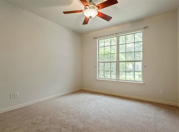5th image of 1205 Canyon Creek Dr
