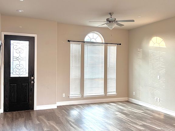 4th image of 7624 Redondo Dr #7624