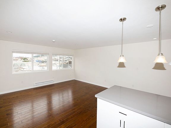 3rd image of 310 6th Ave #23