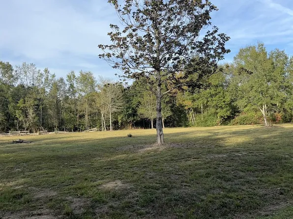 Firetower Rd, Kiln, MS 39556