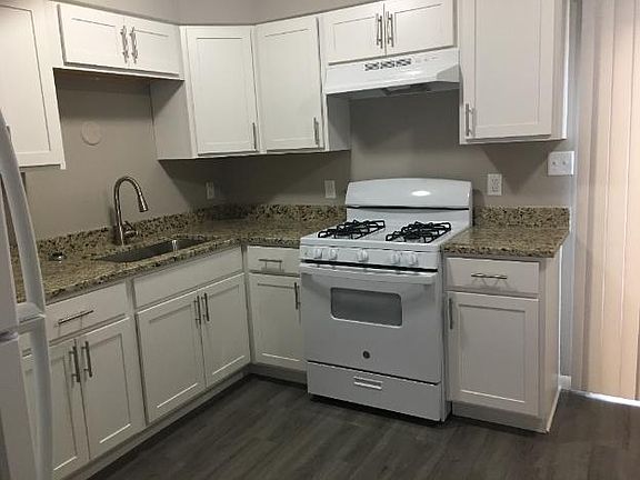 3rd image of 908 N Meadows Ct APT F