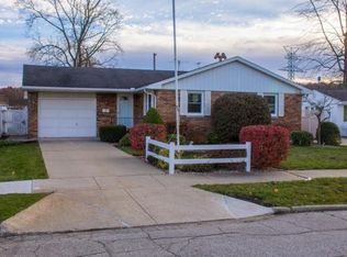 811 W 13th St, Mishawaka, IN 46544