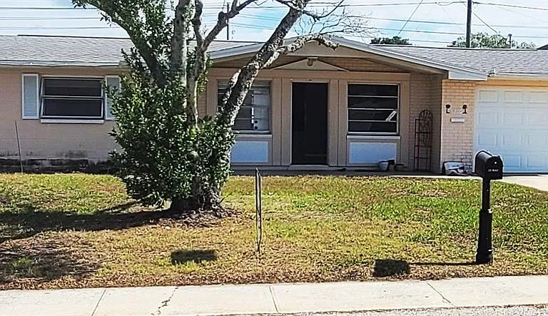 5200 Chet Dr — Photo 1
