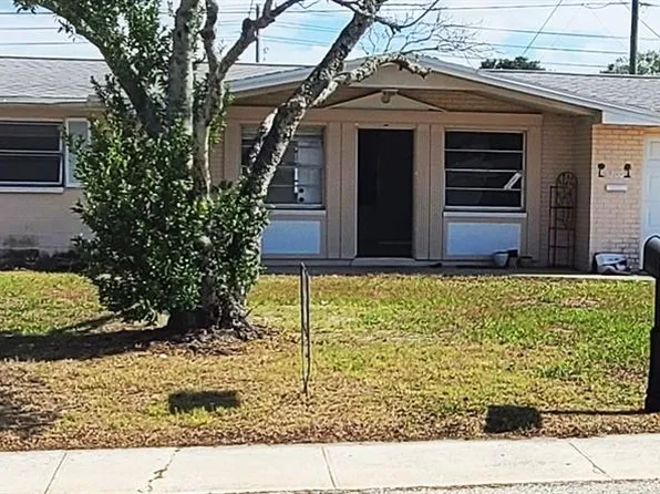 5200 Chet Dr, New Port Richey, FL 34652
