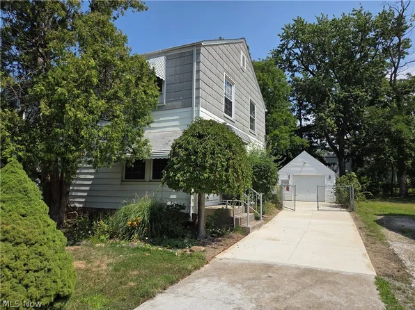 1501 E 248th St, Euclid, OH 44117