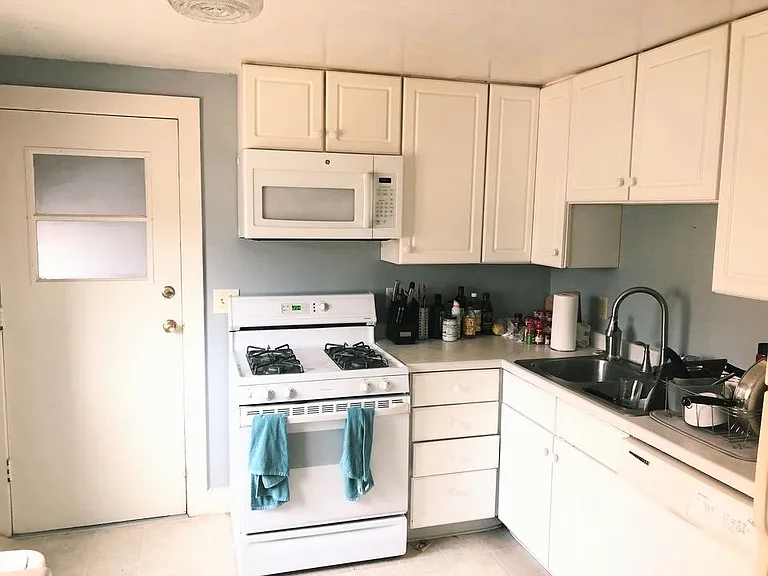 109 S Hancock St #1 — Photo 9