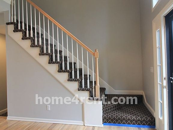 3rd image of 5612 NE Hidden Meadow Cir