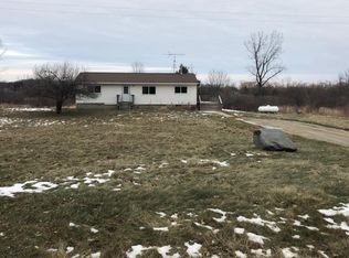 2951 Greenwood Rd, Lapeer, MI 48446