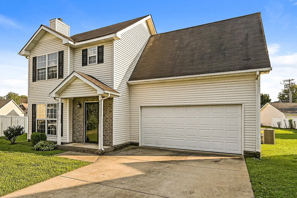 3 bed, 2.5 bath, 1444 sqft, $2,100 — Photo 4