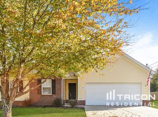 728 Autumn Ridge Ln, Columbia, TN 38401