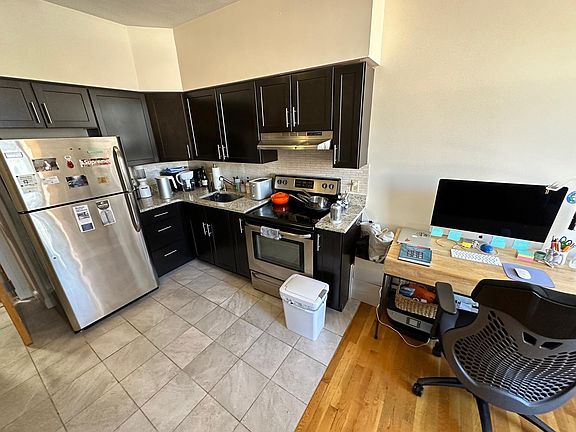 4th image of 87 Essex St #77