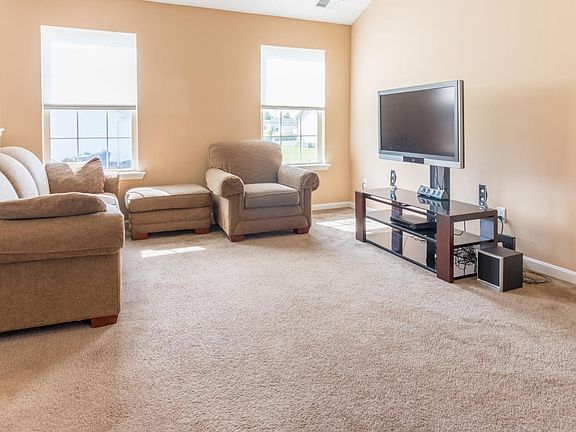 5th image of 1039 Summersfield Dr