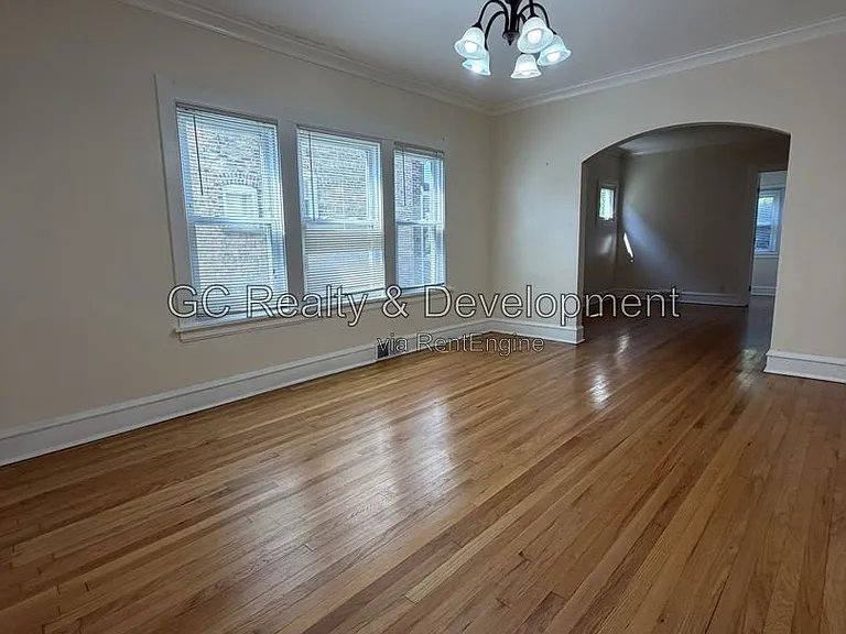 616 Elgin Ave #1 — Photo 5
