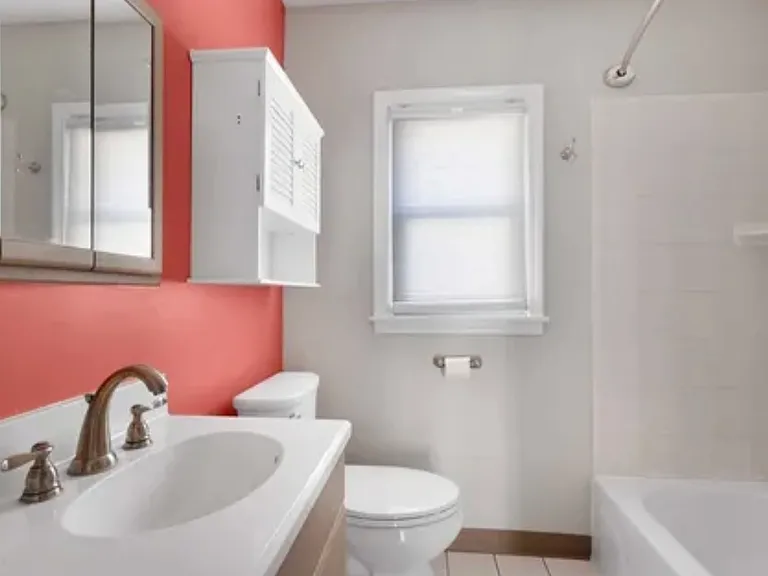 16 Wellington Rd — Photo 10