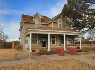 402 Madison St, Ellis, KS 67637