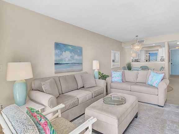 3rd image of 4141 Ocean Dr APT 405