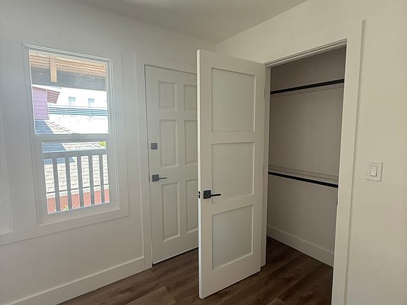 5th image of 817 14th St APT C
