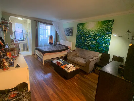 Rented by Oxford Property Group | media 23