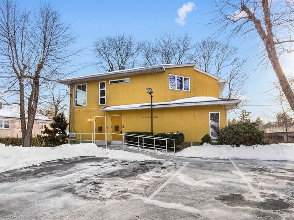 301 S Ridge St Floor 2