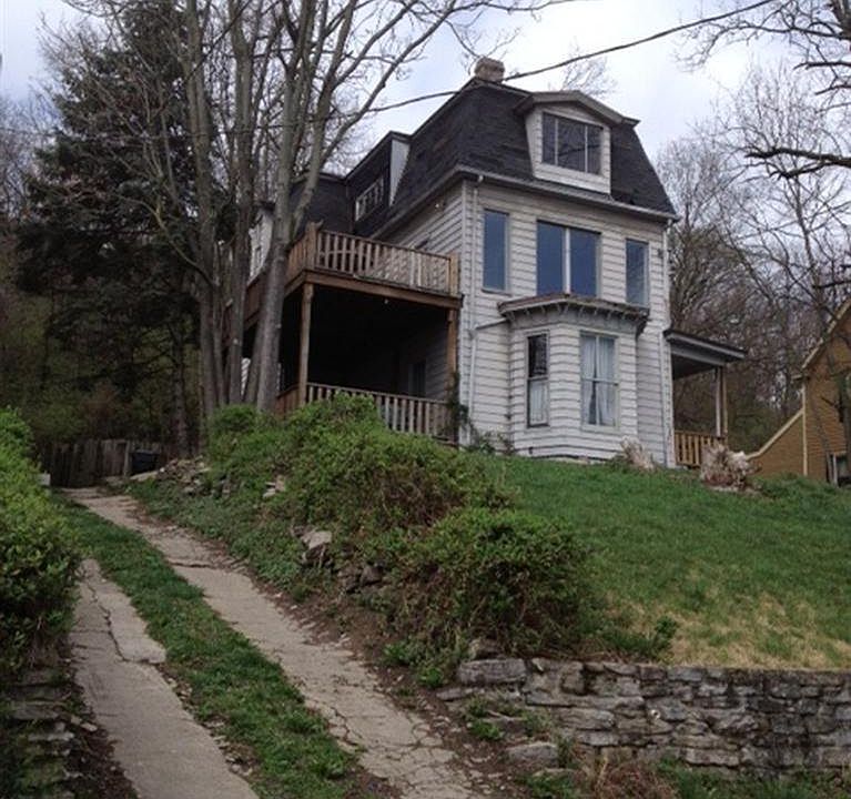 2nd image of 525 Western Ave