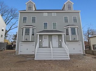 20 Border St #20, Lawrence, MA 01843