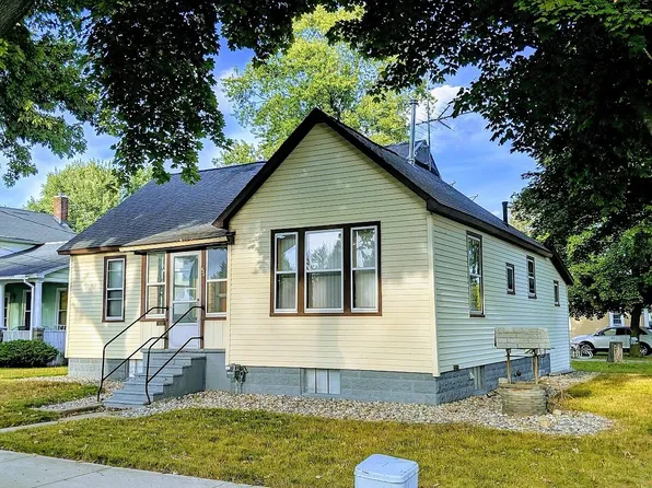 423 Ingraham St, Bay City, MI 48708