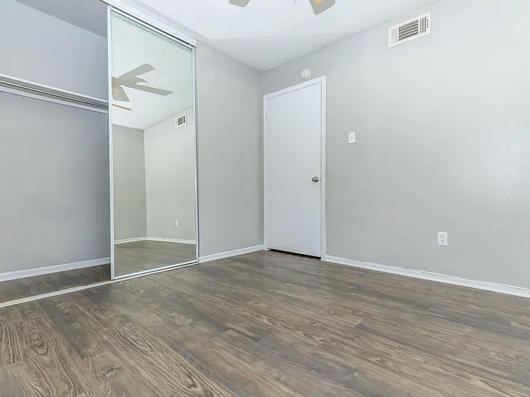 12148 Jollyville Rd — Photo 134
