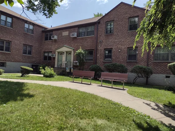 242-52 Horace Harding #2, Douglaston, NY 11362