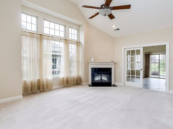 5th image of 1444 Bourdeaux Way