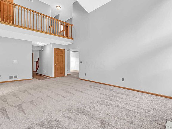 5th image of 8368 Reynoldswood Dr