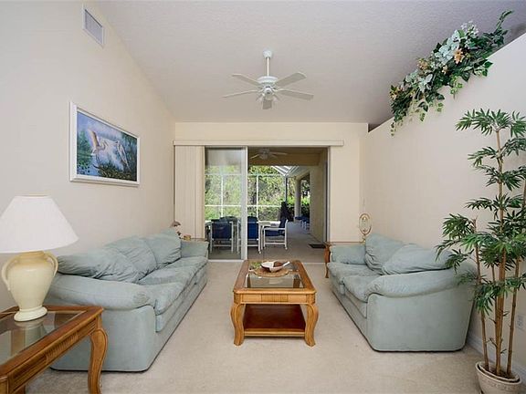 4th image of 2320 Wooded Way