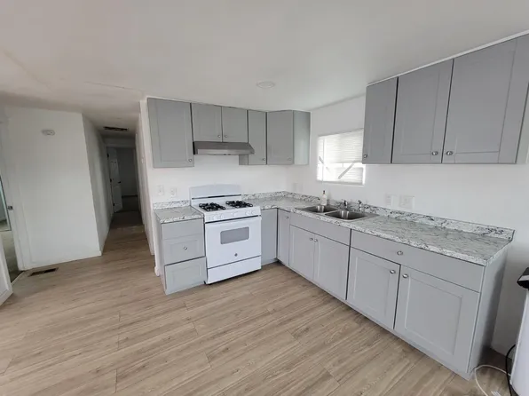 801 Schipper St #33, Arvin, CA 93203