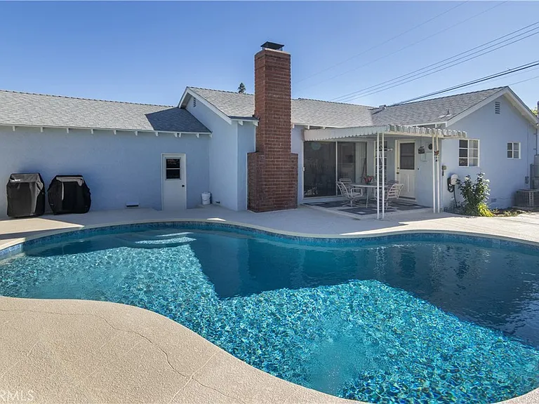 11543 Swinton Ave — Photo 24