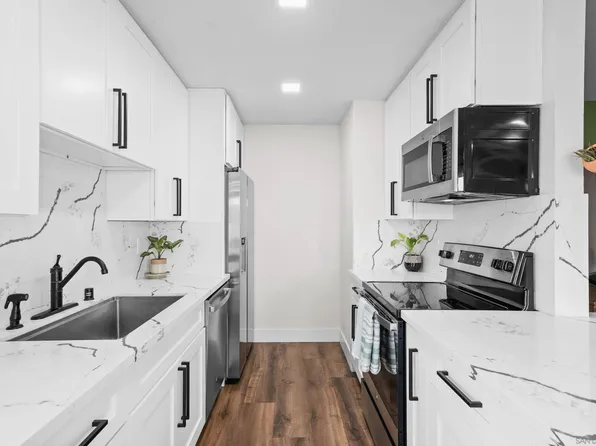 1651 Pentecost Way Unit 1, San Diego, CA 92105