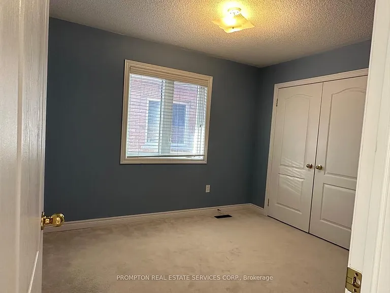 11 Ivory Silk Dr — Photo 8