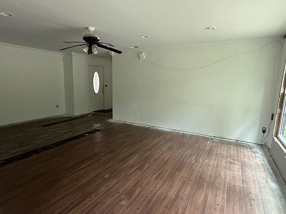 5th image of 746 Burnt Mill Rd