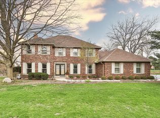 622 Alnwick Ct, Inverness, IL 60010