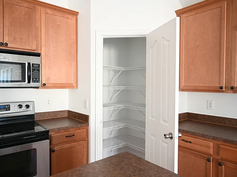 2204 Rockport Dr — Photo 14