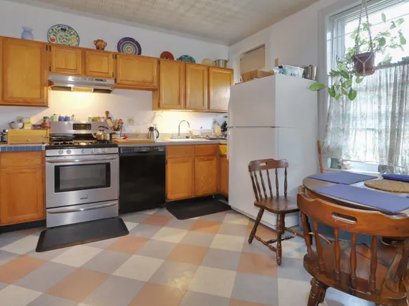 329 Adams St APT 4, Hoboken, NJ 07030