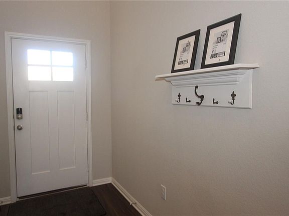 3rd image of 1205 Fairhaven Gtwy