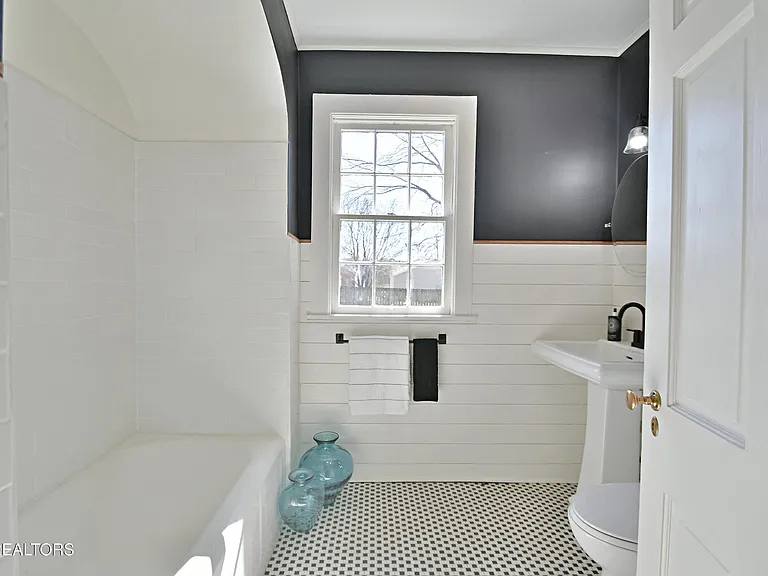 2622 Fairmont Blvd — Photo 19