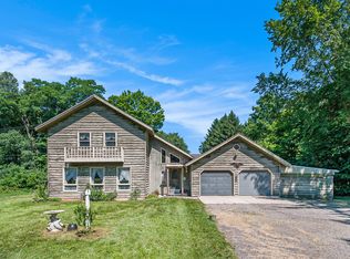 8076 Douglas Ave, Kalamazoo, MI 49009