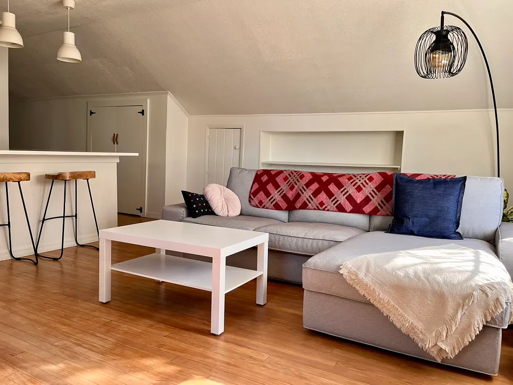 2 bed, 1280 sqft, $1,500 — Photo 3