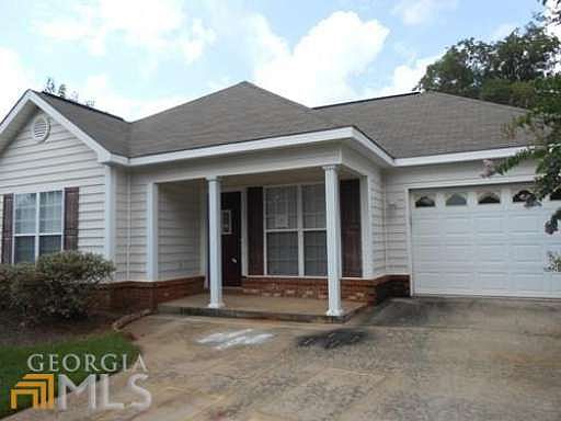 3rd image of 206 Melvina Dr