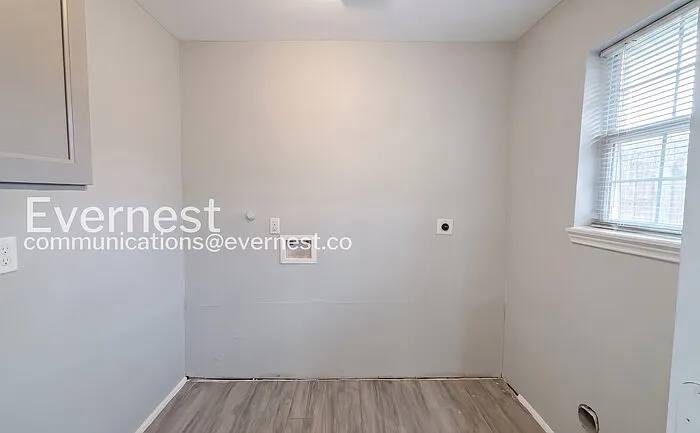 8117 Richland Dr — Photo 21